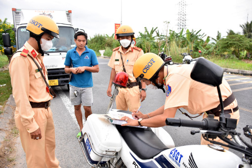 Tăng cường tuần tra, kiểm soát giữ gìn trật tự an toàn giao thông
