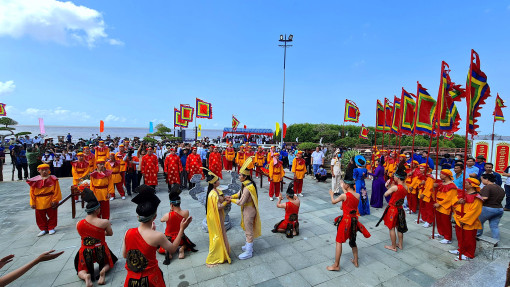 Tri ân Đức Quốc Tổ ở Đất Mũi