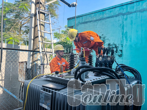 Đảm bảo cấp điện ổn định trong dịp lễ hội