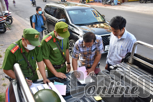 Ra quân kiểm tra trật tự đô thị, trật tự an toàn giao thông