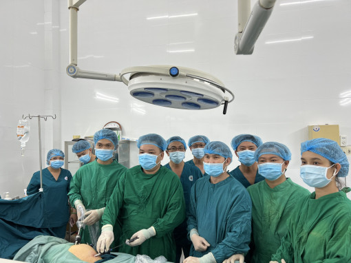 Lần đầu tiên trung tâm y tế nội soi cắt ruột thừa