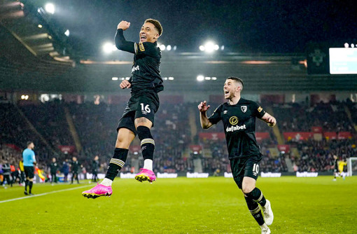 Bournemouth hồi sinh thần kỳ