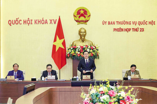 Cho ý kiến 13 nội dung lớn dự kiến trình Quốc hội xem xét quyết định tại Kỳ họp thứ 5