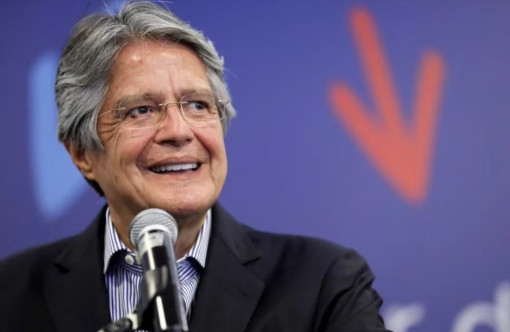 Quốc hội Ecuador thông qua tiến trình luận tội tổng thống