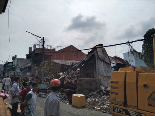 TP Cần Thơ: Cháy xưởng gỗ trên đường Lê Văn Sô