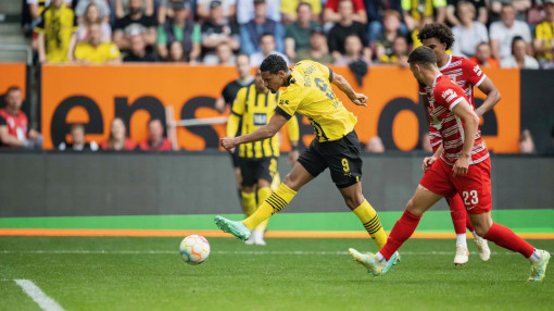 Mùa giải xuất thần của Dortmund