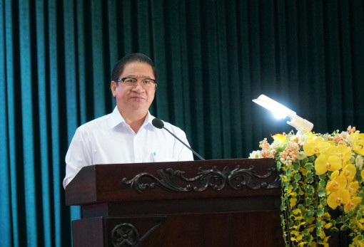 Xây dựng thế trận quốc phòng toàn dân gắn với thế trận an ninh nhân dân