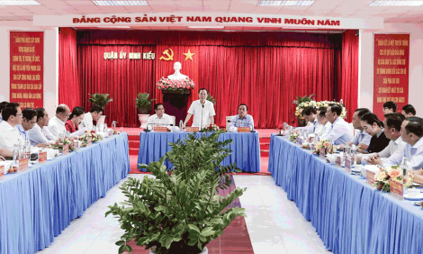 Bí thư Thành ủy Nguyễn Văn Hiếu làm việc với Ban Thường vụ Quận ủy Ninh Kiều và Ban Nội chính Thành ủy