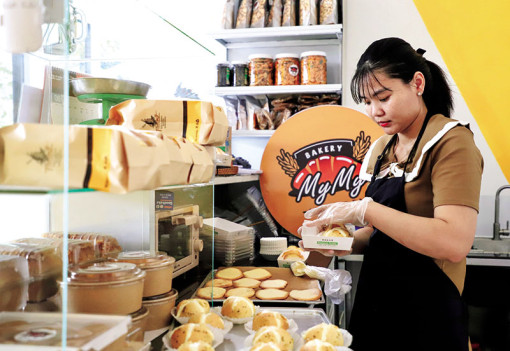 Nở rộ mô hình kinh doanh thức ăn vặt online