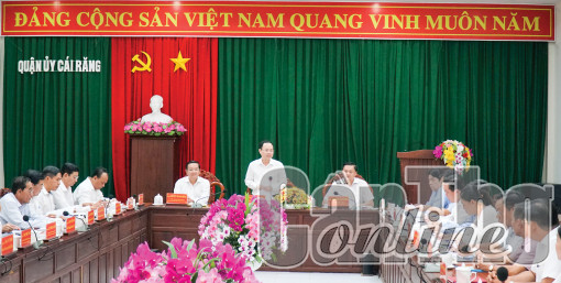 Bí thư Thành ủy làm việc với Ban Thường vụ Quận ủy Cái Răng