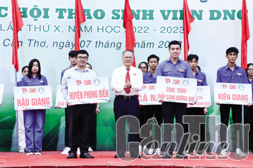 Rộn ràng hè tình nguyện