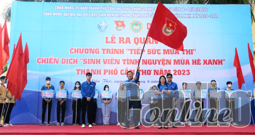 Ra quân Chiến dịch tình nguyện “Mùa hè xanh” và Chương trình “Tiếp sức mùa thi”