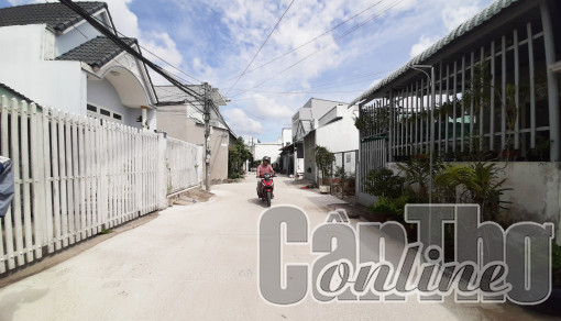 Huy động sức dân xây dựng quê hương