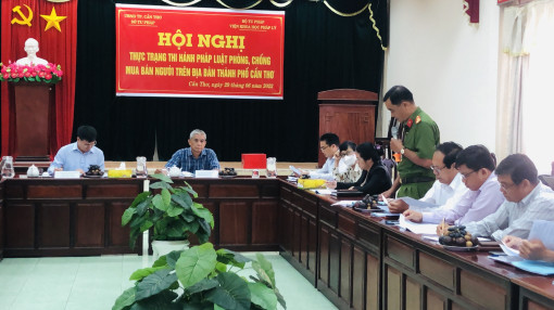 Chế tài nghiêm khắc hành vi mua bán người