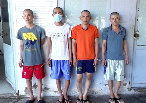 An Giang: Bắt giam 8 đối tượng đâm, chém khiến nhiều trường hợp trọng thương