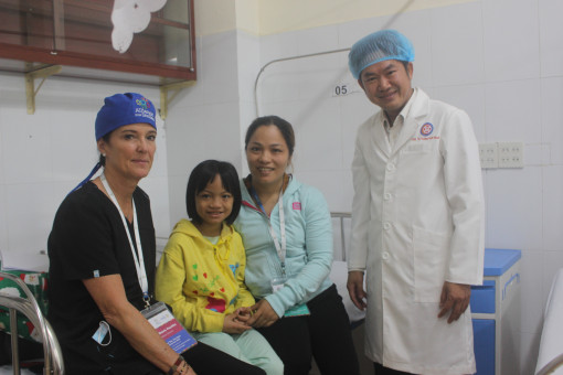 Thắp sáng nụ cười trẻ thơ