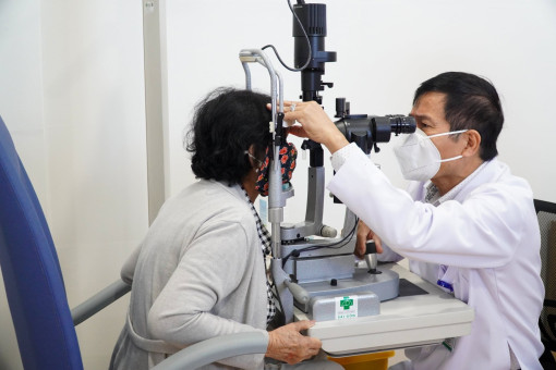 Bệnh nhân đái tháo đường đừng để mù lòa