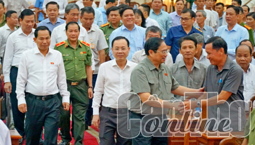 Thủ tướng Phạm Minh Chính giải đáp thấu đáo nhiều vấn đề cử tri TP Cần Thơ quan tâm, kiến nghị