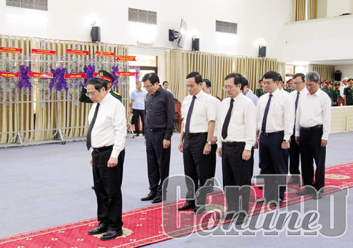 Lãnh đạo Đảng, Nhà nước và các tỉnh, thành phố viếng lễ tang nguyên Trưởng Ban Tổ chức Trung ương Lê Phước Thọ