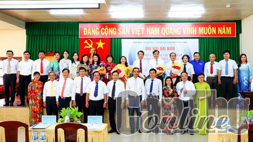 Phát huy việc dạy và học tiếng Pháp, phát triển hoạt động cộng đồng Pháp ngữ