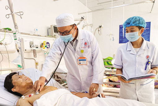 Hút thuốc lá gây u phổi