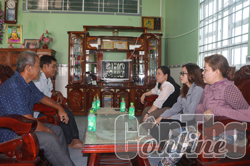 Ông Danh Phol hết lòng vì phum sóc