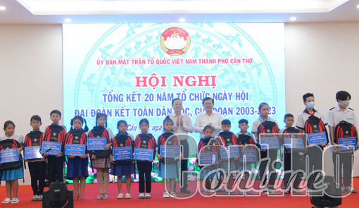 Nâng cao chất lượng, hiệu quả tổ chức “Ngày hội Ðại đoàn kết toàn dân tộc”