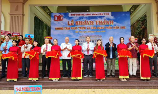 Khánh thành Trung tâm Phát triển và ứng dụng phần mềm DNC