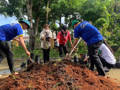Sôi nổi “Mùa hè xanh”