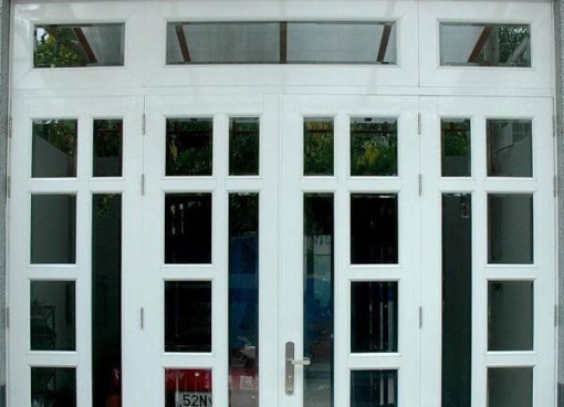 Cửa nhựa composite 4 cánh là gì - tiện ích cửa gỗ công nghiệp?