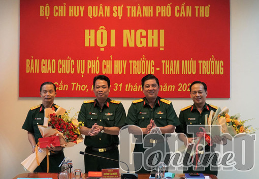 Thượng tá Nguyễn Thanh Hùng giữ chức vụ Phó Chỉ huy trưởng kiêm Tham mưu trưởng Bộ Chỉ huy Quân sự TP Cần Thơ