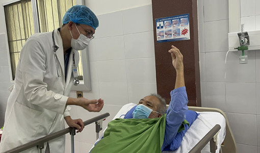 Cứu bệnh nhân vừa nhồi  máu cơ tim vừa đột quỵ