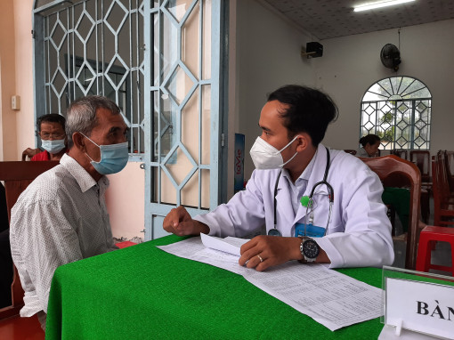 Chủ động ngừa viêm phổi ở người cao tuổi