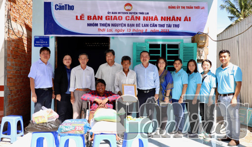 Báo Cần Thơ bàn giao Căn nhà Nhân ái