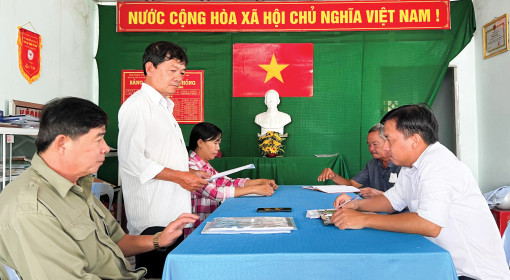 Trưởng khu vực phấn khởi khi được tăng phụ cấp