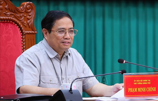 Thủ tướng Phạm Minh Chính làm việc với Ban Thường vụ Tỉnh ủy Kon Tum