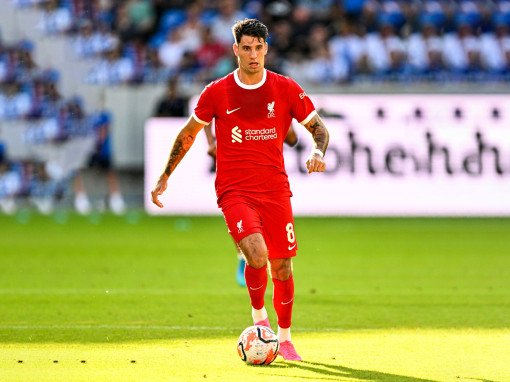 “Vũ khí” bí mật nằm dưới bàn chân Szoboszlai