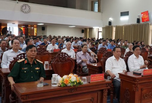 Hội nghị thông tin tình hình thế giới, khu vực và trong nước cho cán bộ chủ chốt thành phố