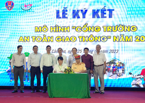 Ký kết phối hợp thực hiện mô hình “Cổng trường an toàn giao thông” năm 2023