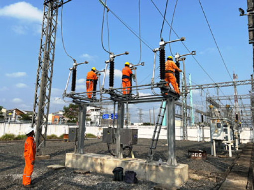 Ðảm bảo cung cấp điện ổn định dịp lễ 2-9