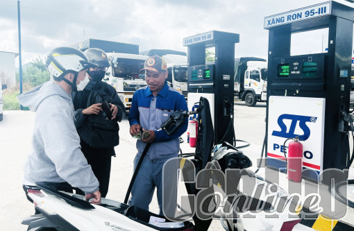 Tăng cường giám sát, xử lý vi phạm kinh doanh xăng dầu