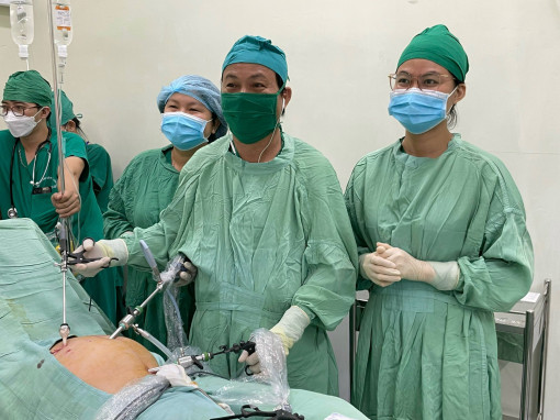 Bác sĩ hai bệnh viện Cần Thơ phối hợp mổ ruột thừa cho thai phụ