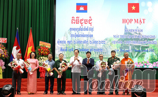 Góp phần tăng cường tình đoàn kết hữu nghị Việt Nam - Campuchia