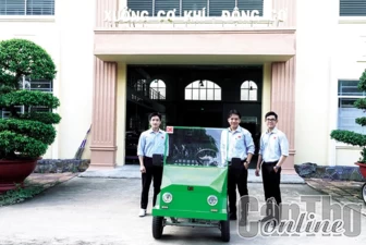 “Ô tô xanh” của sinh viên Trường Ðại học Nam Cần Thơ