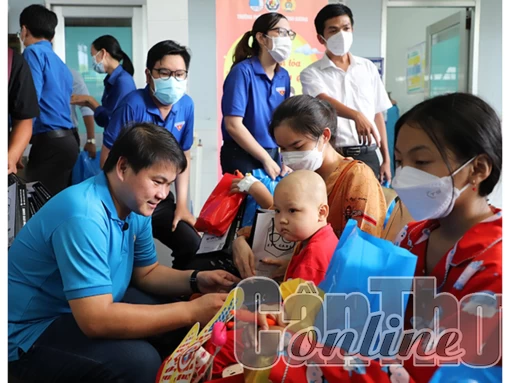 10 đại biểu đại diện tuổi trẻ TP Cần Thơ dự Đại hội Thanh niên tiên tiến làm theo lời Bác toàn quốc