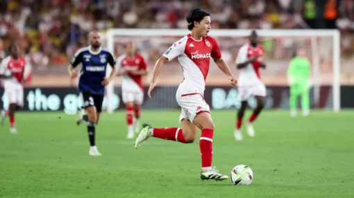 Minamino vui như "cá gặp nước"