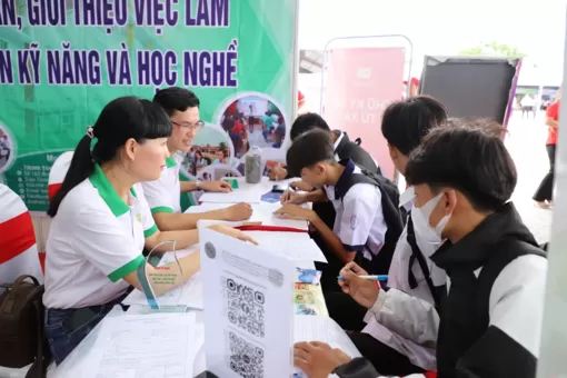 Tạo thuận lợi để người lao động tiếp cận việc làm phù hợp