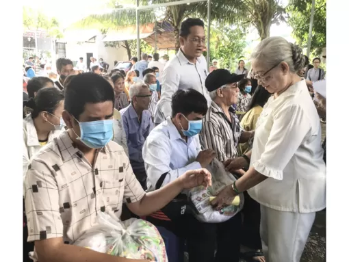 Chăm lo tốt hơn đời sống người mù