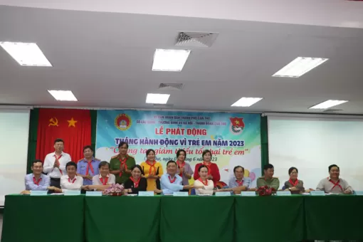 Tổ chức các điểm giữ trẻ em phù hợp và an toàn trong mùa lũ năm 2023
