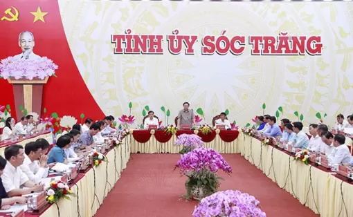 Chủ tịch Quốc hội Vương Ðình Huệ làm việc tại tỉnh Sóc Trăng, chúc mừng Lễ Sene Dolta của đồng bào dân tộc Khmer năm 2023